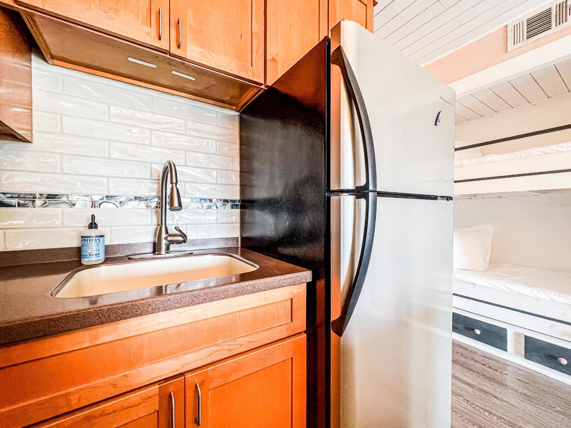 Cozy Beach Condo Sleeps 6 Pool Carolina Beach Luaran gambar